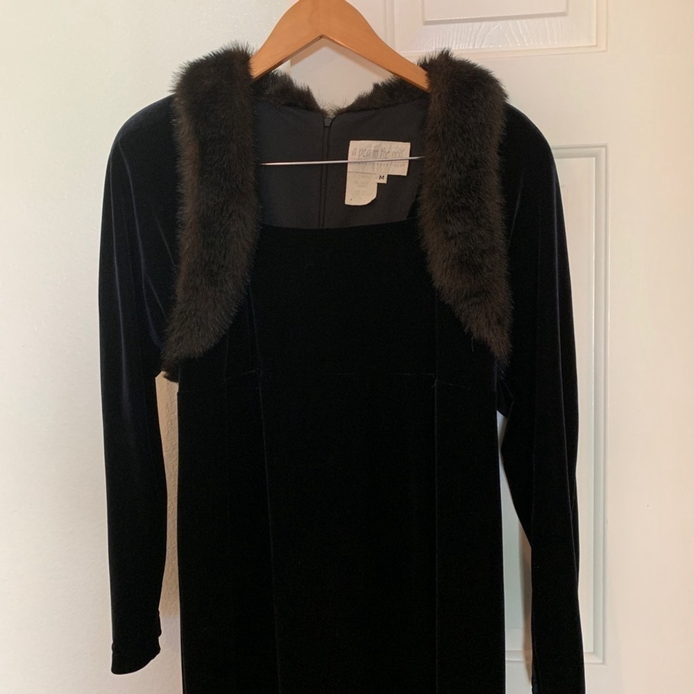 a Pea In The Pod Formal Dress Velveteen/Faux Fur!